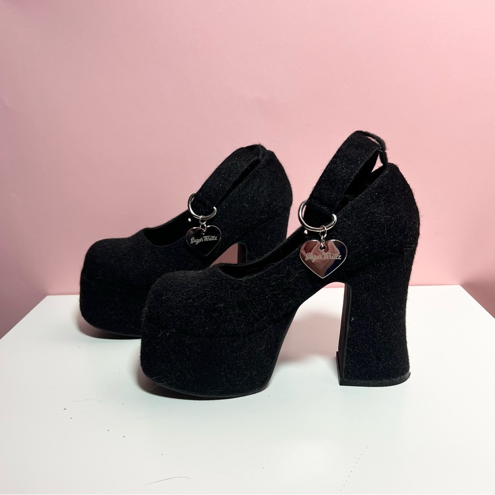 Y2k 2000s mcbling dollskill Sugar Trillz black fuzzy kitten platform heels